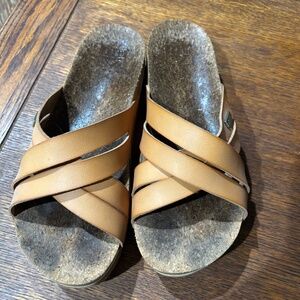 Reef Vista criss cross slides, size 8